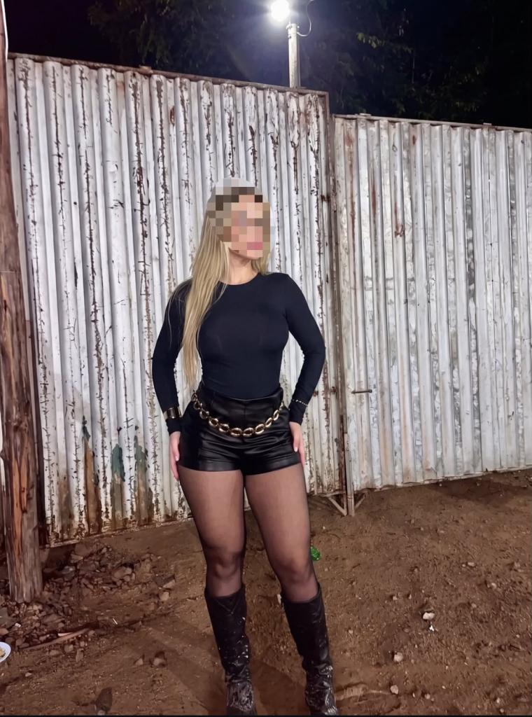627240646: Chica busca chico en Málaga