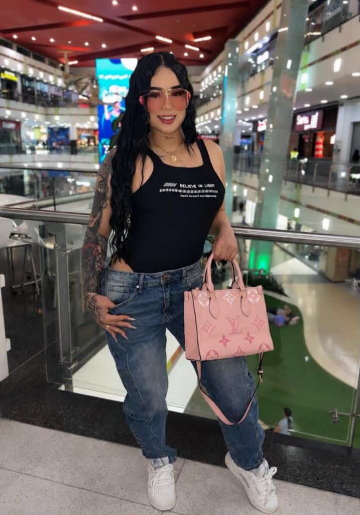 Chica busca chico en Sevilla: 