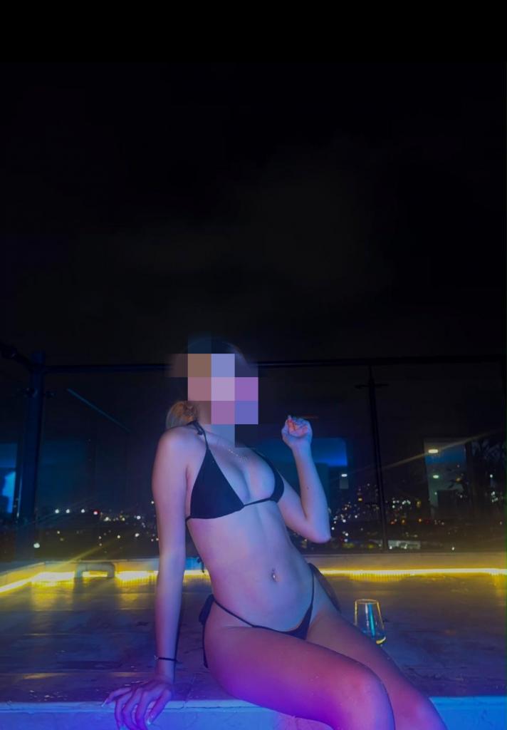 Chica busca chico en Tenerife: 