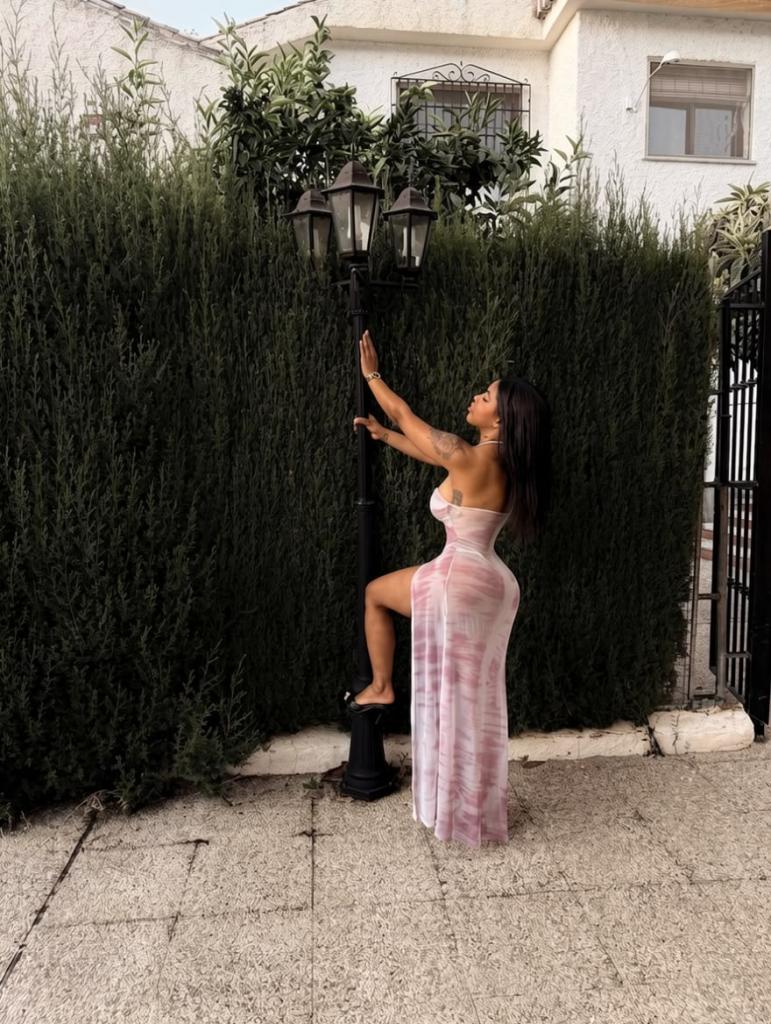 Chica busca chico en Granada: 