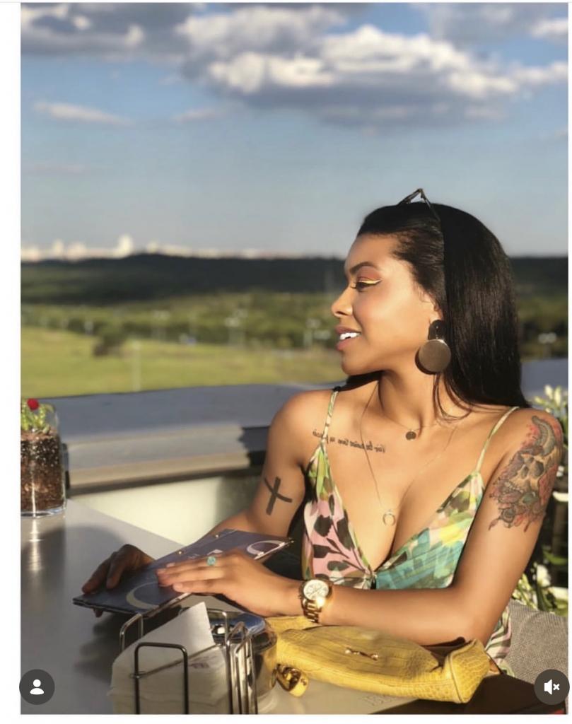 Chica busca chico en Granada: 