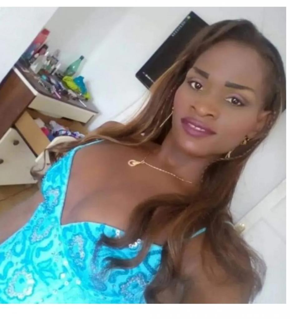613852192: Travesti en Sevilla