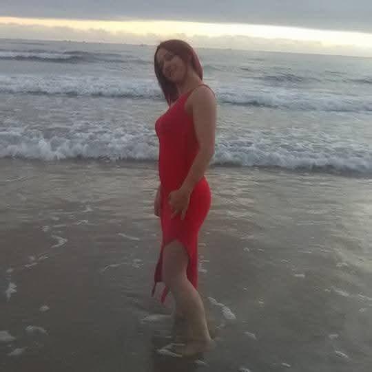 643537219: Chica busca chico en Asturias