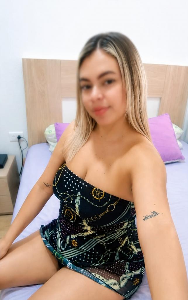 Chica busca chico en Granada: 