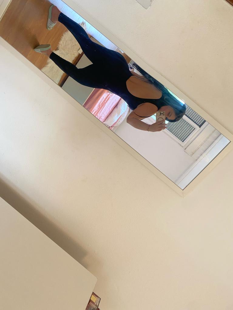 675647451: Chica busca chico en Álava