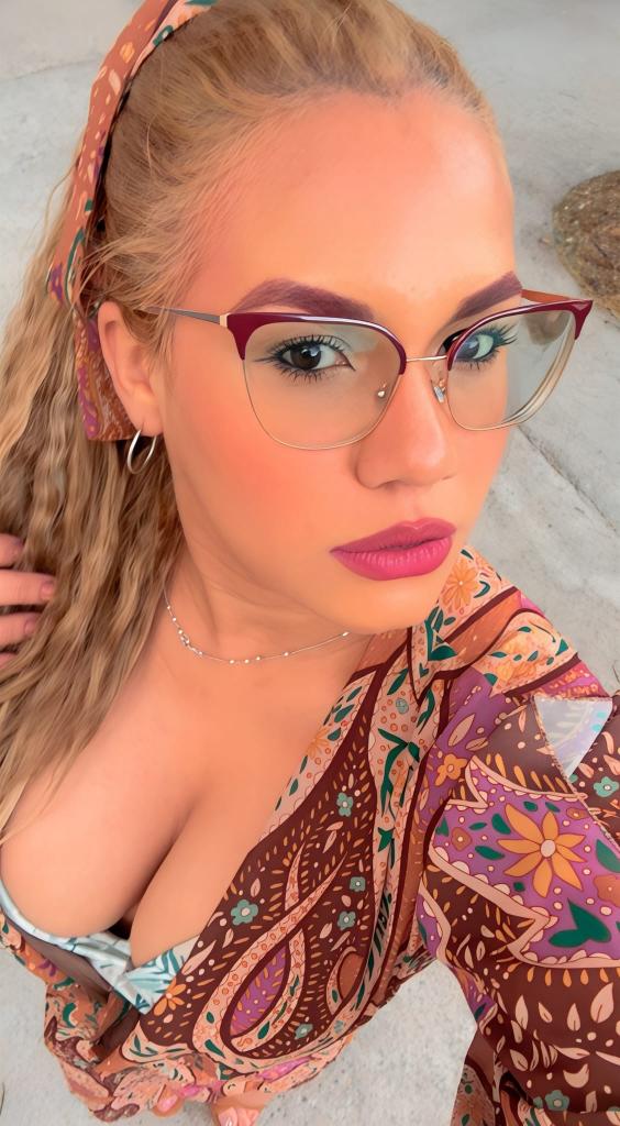 603292972: Chica busca chico en Cantabria