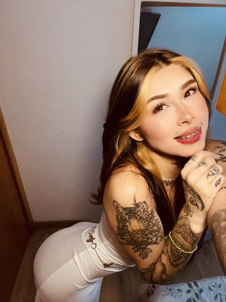 Chica busca chico en Barcelona: 