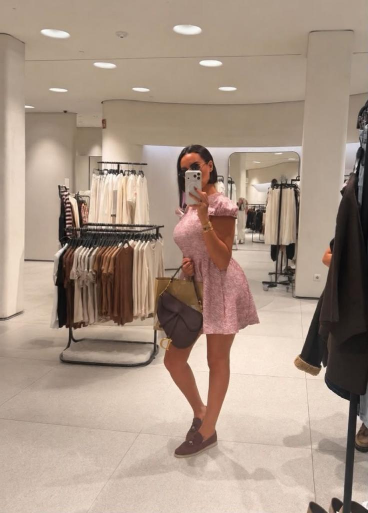 677129906: Chica busca chico en Cádiz