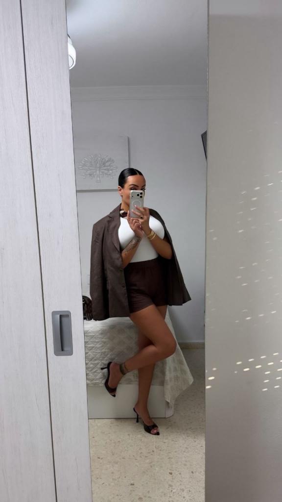 677129906: Chica busca chico en Cádiz