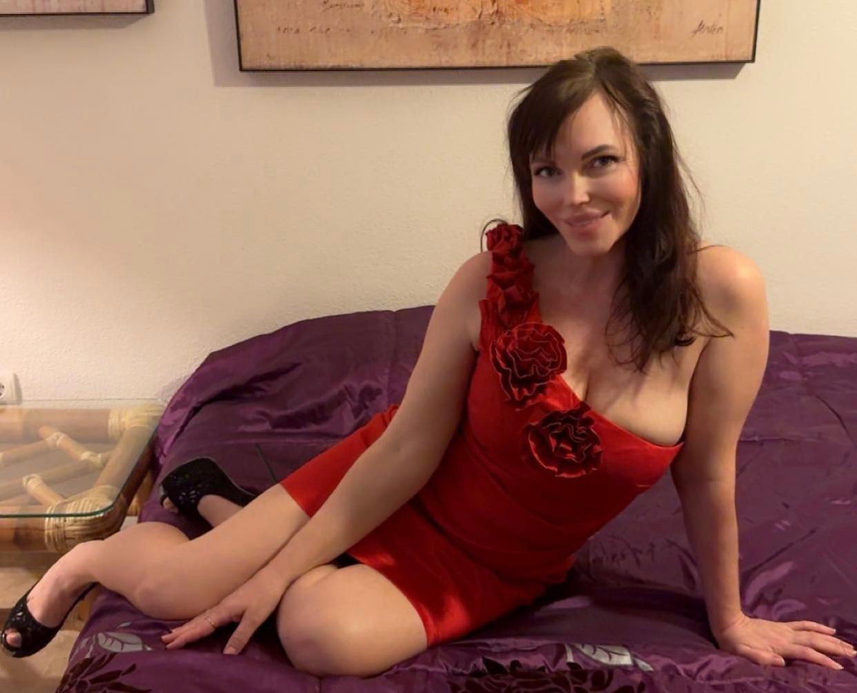 647026795: Chica busca chico en Alicante