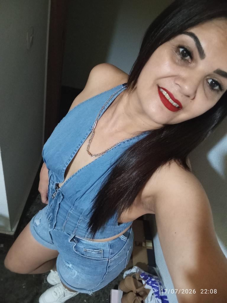 687057700: Chica busca chico en Tarragona