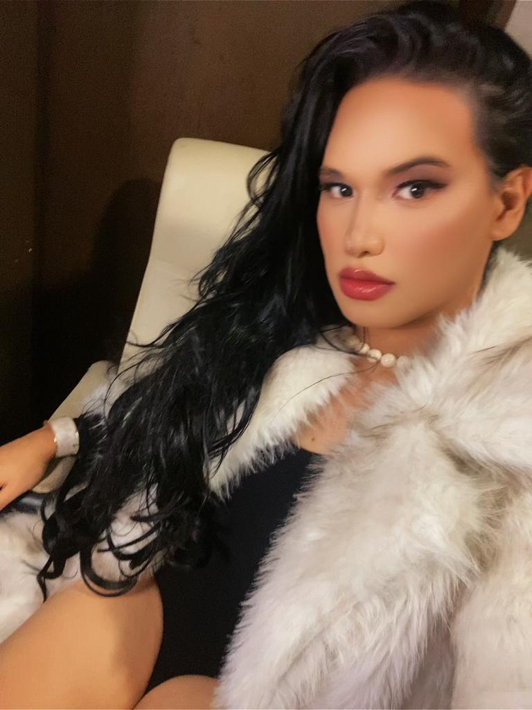 676283078: Transexual en Madrid