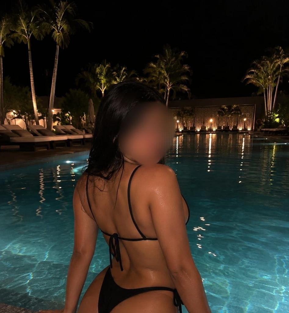 604368011: Chica busca chico en Zaragoza