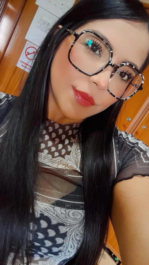Chica busca chico en Cáceres: Chica busca chico