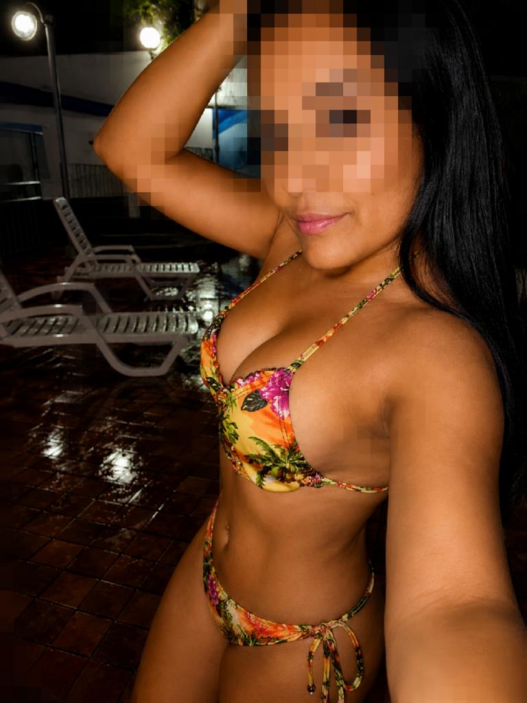 631423619: Chica busca chico en Lugo