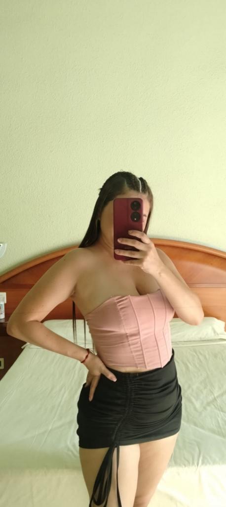 Chica busca chico en Granada: 