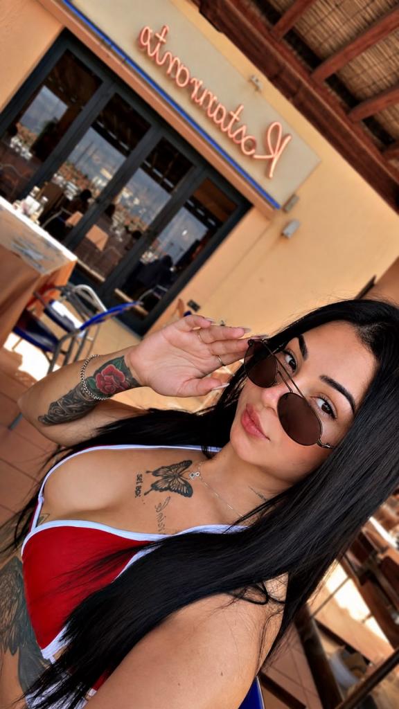 Chica busca chico en Sevilla: 