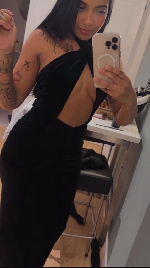 697516163: Chica busca chico en Mallorca