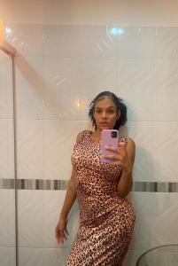 670849719: Chica busca chico en Madrid
