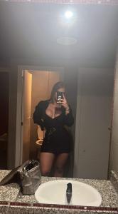 604390971: Chica busca chico en Alicante