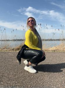 604390971: Chica busca chico en Alicante