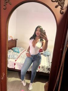 610586393: Chica busca chico en Alicante