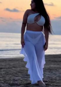 614870422: Chica busca chico en Valencia