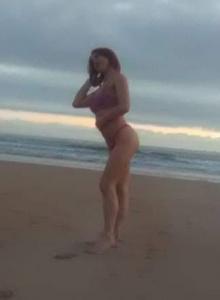 643537219: Chica busca chico en Asturias