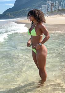 647973031: Chica busca chico en Alicante