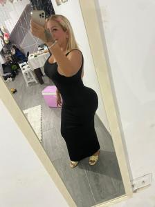 613264595: Chica busca chico en Málaga