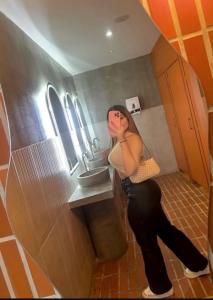 613619739: Chica busca chico en Asturias