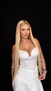 674137015: Chica busca chico en Barcelona