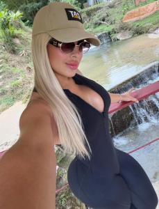 637045646: Chica busca chico en Tenerife