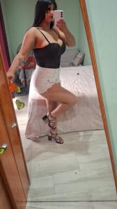 663089777: Chica busca chico en Barcelona