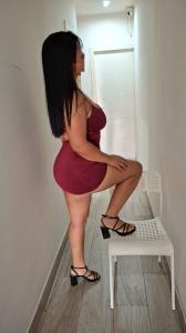 663089777: Chica busca chico en Barcelona