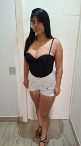 663089777: Chica busca chico en Barcelona