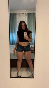 607326679: Chica busca chico en Cádiz