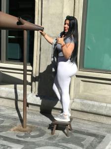 641963890: Chica busca chico en Murcia