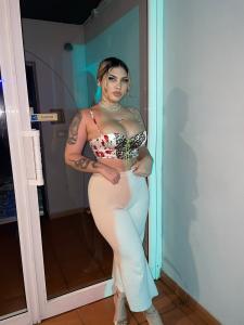 607302903: Chica busca chico en La Coruña