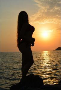617124825: Chica busca chico en Menorca