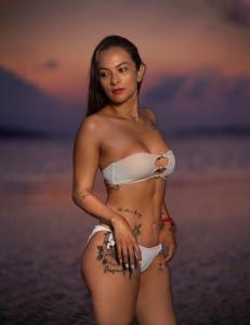 641042403: Chica busca chico en Valencia