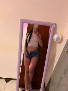 611383266: Chica busca chico en Madrid