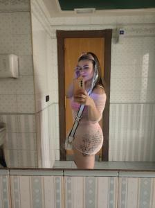 631164144: Chica busca chico en Barcelona