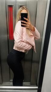 604362816: Chica busca chico en Cantabria