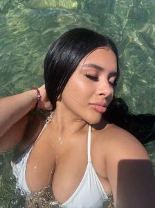 613609525: Chica busca chico en Málaga