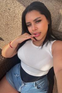 613609525: Chica busca chico en Málaga