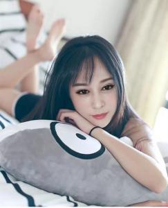 688578733: Chica busca chico en Barcelona