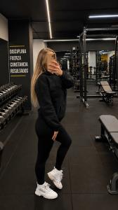 604362816: Chica busca chico en Cantabria