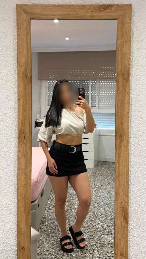 631965798: Chica busca chico en Valencia