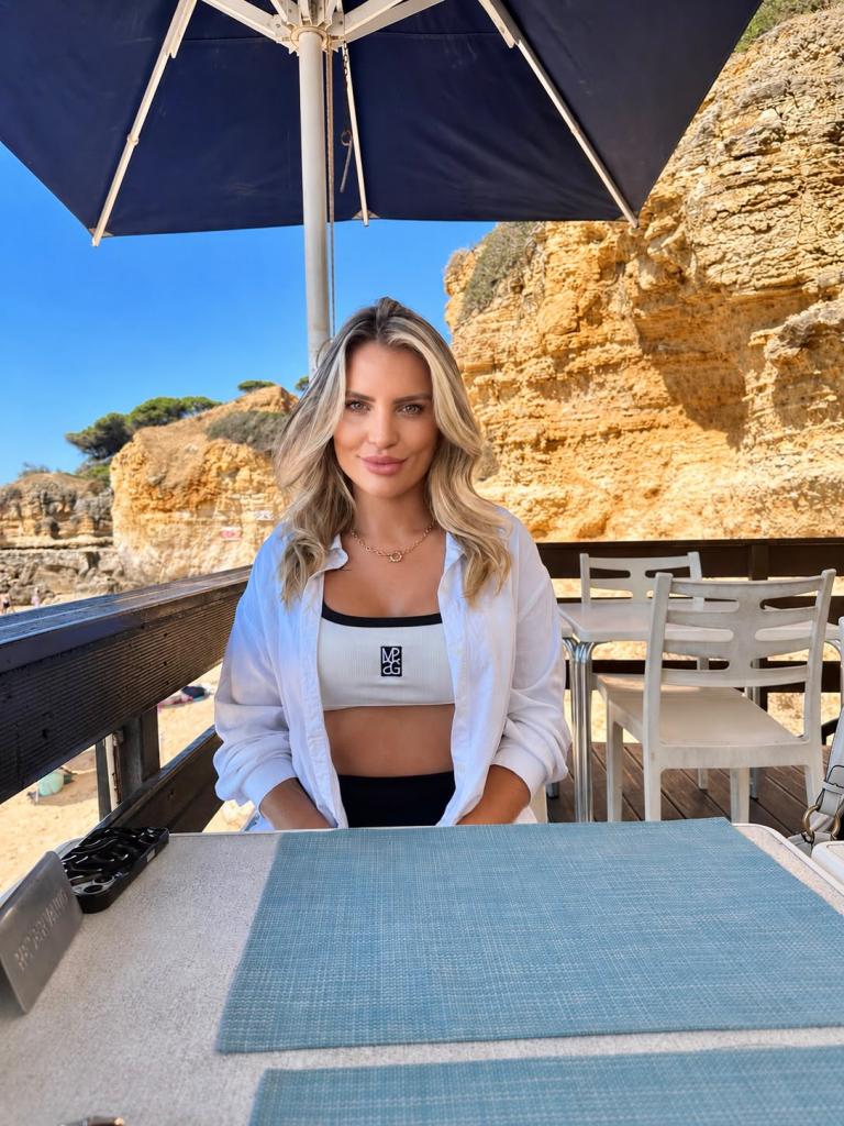 Chica busca chico en Sevilla: 
